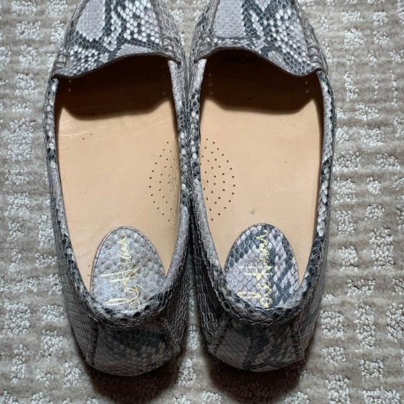 WOMENS COLE HAAN (SZ 6.5) DRIVER - Picture 2 of 3